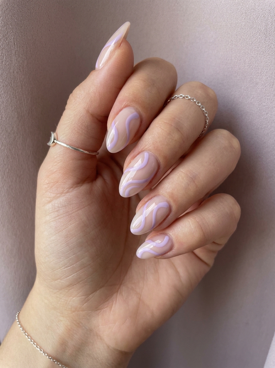 Lavender Swirl Nails als Y2K Nails Inspiration 2026